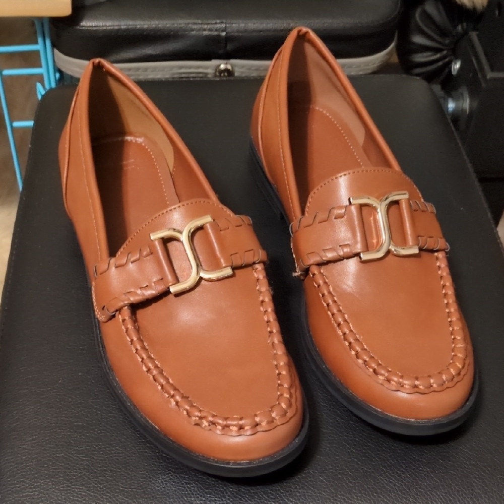 JustFab Brown and Gold Flats with Classic Loafer Design